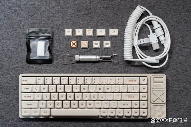 苹果Mac用户的终极伴侣! IQUNIX MG65 Pro矮轴机械键盘体验测评(图3)