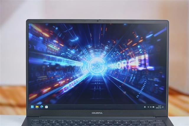 酷睿i9+RTX 4070仅有1.53kg! 七彩虹源N14全能本AI PC评测(图5)