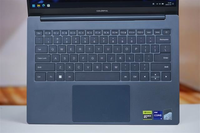 酷睿i9+RTX 4070仅有1.53kg! 七彩虹源N14全能本AI PC评测(图6)