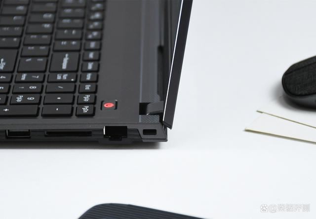 仅售2499元的标压i5金属轻薄本 驰为Corebook X 纪念版评测(图4)