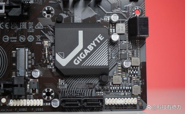 华硕技嘉微星主板怎么选? 御三家主流B760M主板对比评测(图4)