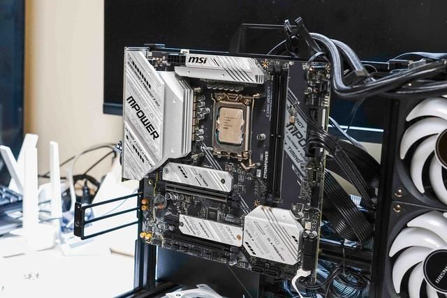 1699元轻松搞定8400内存频率! 微星Z790MPOWER主板内存超频教程(图4)