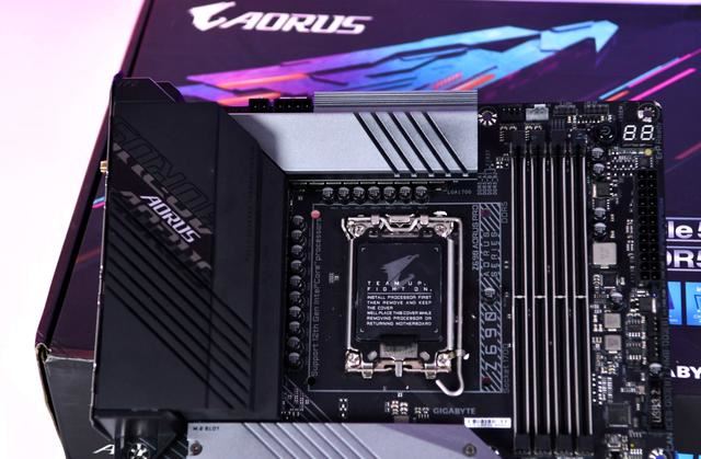 内存频率高好还是低好? 内存条频率越高越好这个坑最好别踩(图3)