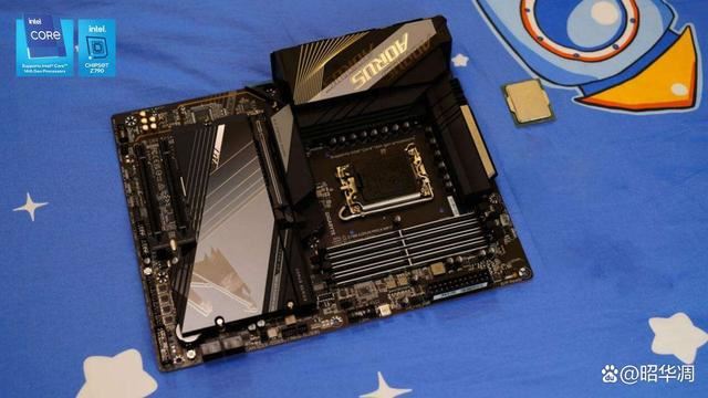 单条16GB和24GB谁的性能更好? Z790+金百达星刃D5内存超频实战(图7)