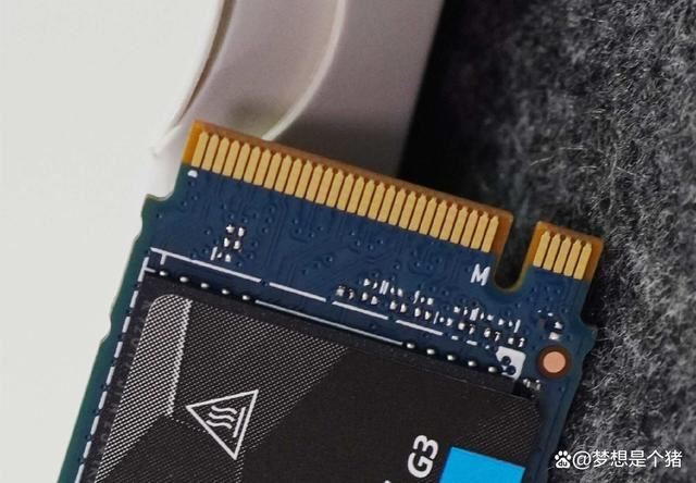 升级电脑却买错了SSD? 一篇看完2024常见固态硬盘种类及相关参数科普(图5)