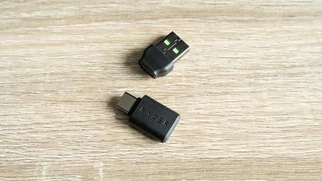 有灯更高续航也更强! Razer雷蛇梭鱼X幻彩版无线耳机体验测评(图3)