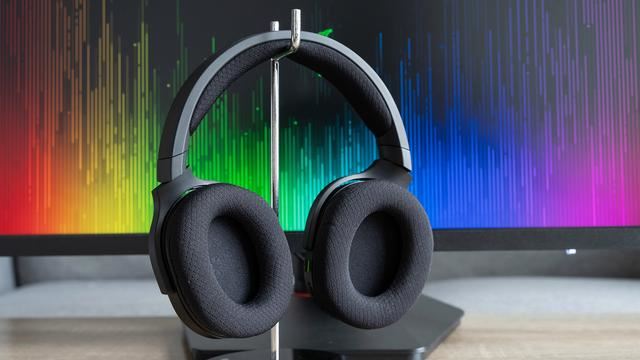 有灯更高续航也更强! Razer雷蛇梭鱼X幻彩版无线耳机体验测评(图6)