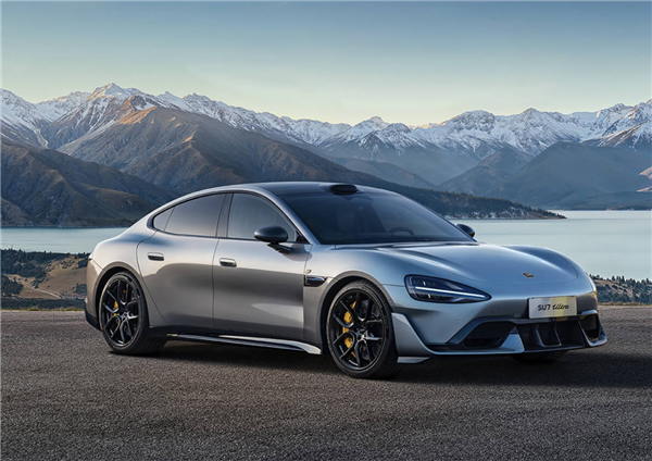 1548匹马力小米SU7 Ultra 一般人到底如何驾驭(图1) 1548匹马力小米SU7 Ultra 一般人到底如何驾驭