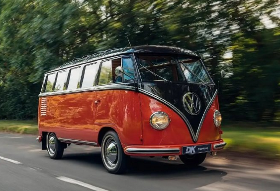 造型复刻大众经典T1小巴！创维插混“面包车”SUMMER首次曝光