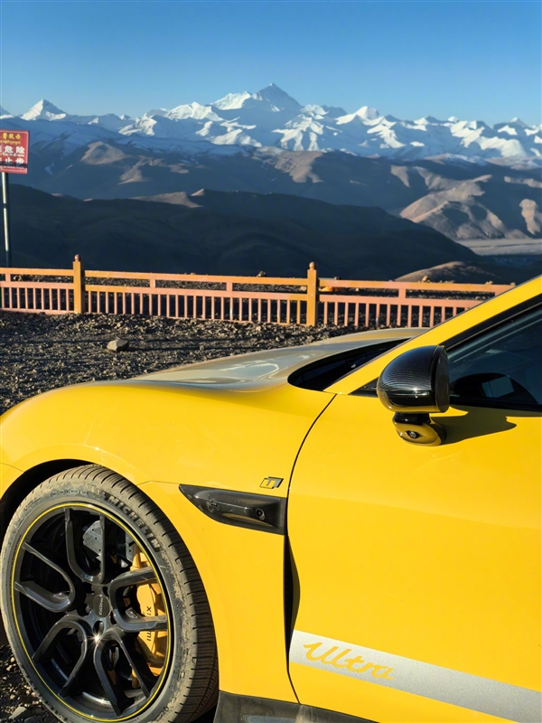 小米SU7 Ultra成功登上珠峰：中国最猛的车去世界最高的山