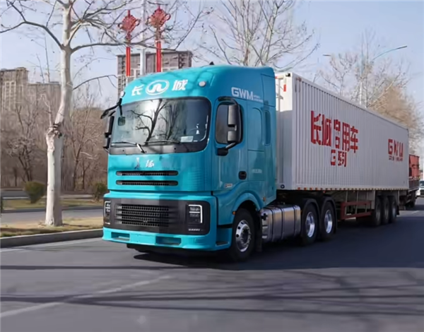 长城汽车发布Hi4-G混动技术：国内首款油耗跑进30L/100km的重卡