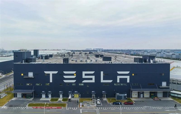 加拿大硬起来了！取消特斯拉补贴资格 冻结4300万加元补贴款